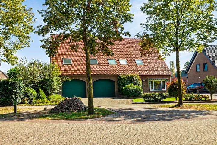 Foto 53 van Carolus Simplexplein 33