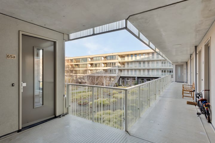 Foto 8 van Maassluisstraat 65-A