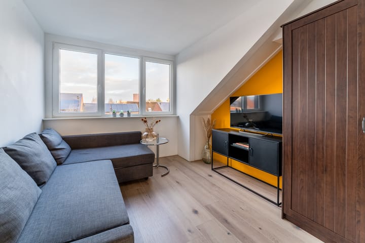 Foto 36 van Van den Broekstraat 108