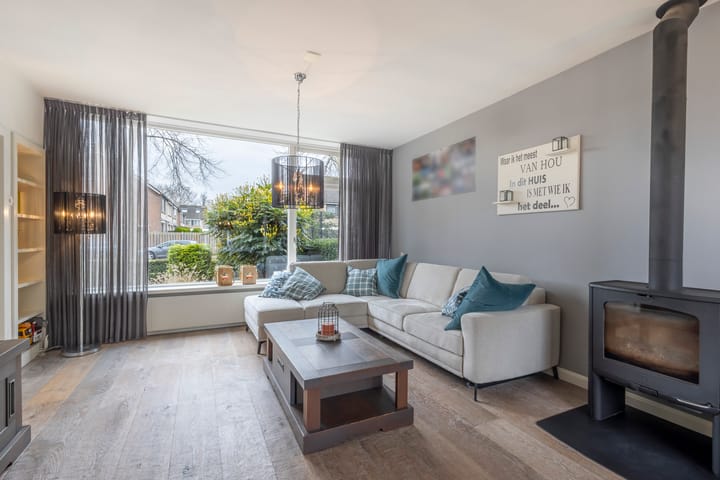 Foto 17 van de Graaff 51