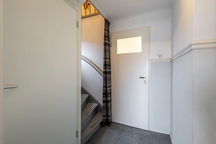 Foto 28 van de Graaff 51