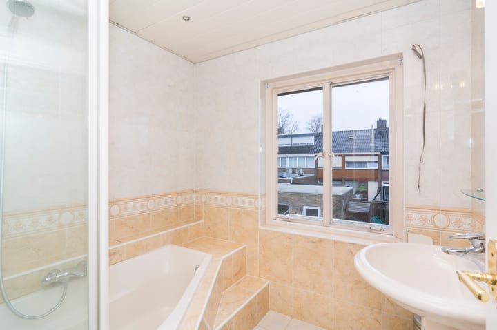 Foto 20 van Sint Alphonsusstraat 8