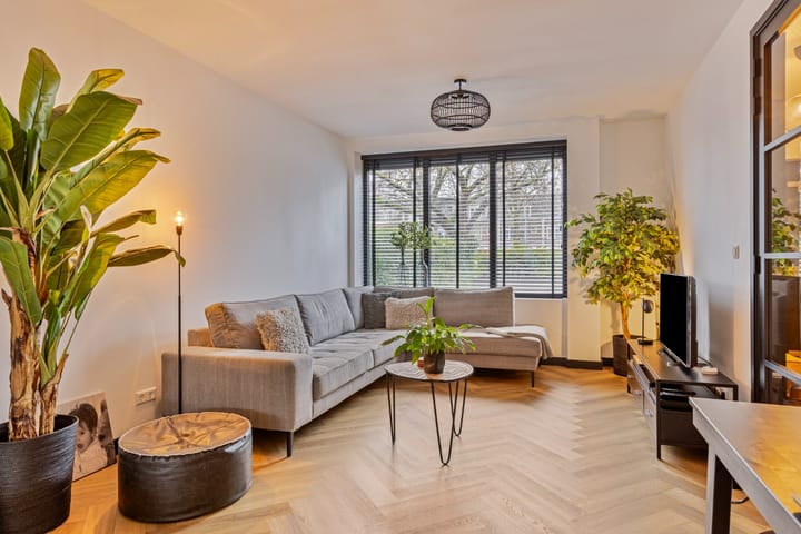 Foto 9 van Burgemeester van Hooffln 40