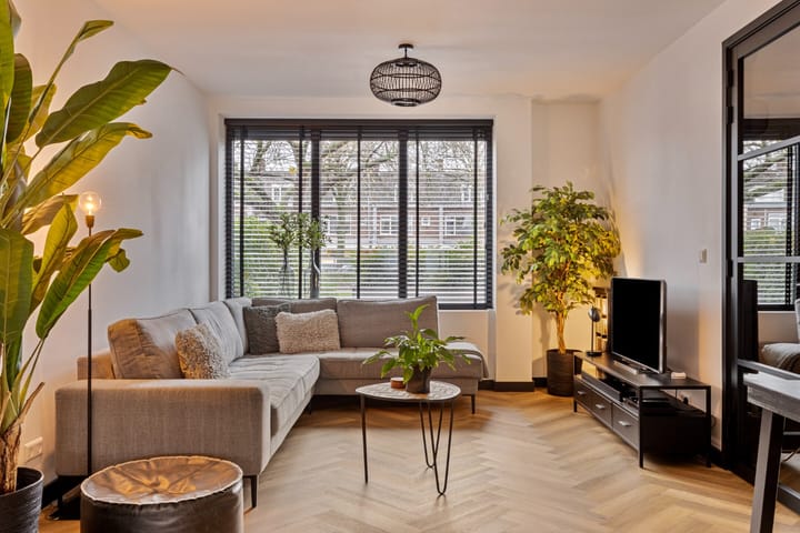 Foto 10 van Burgemeester van Hooffln 40