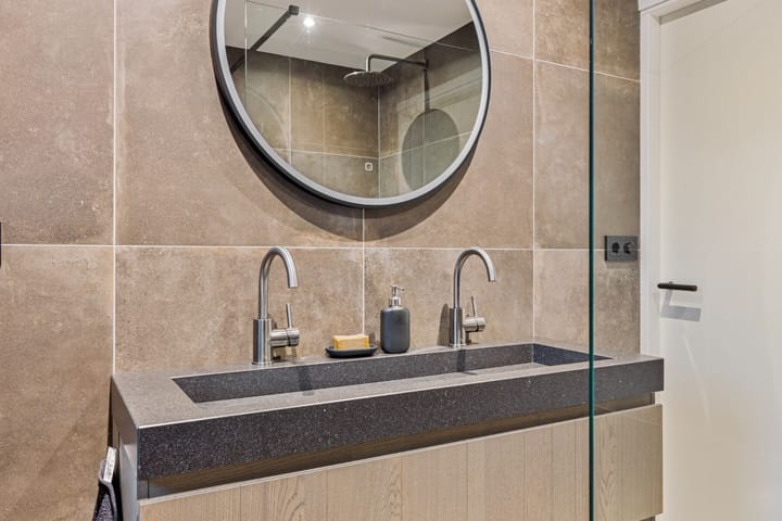 Foto 21 van Burgemeester van Hooffln 40