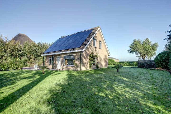 Foto 1 van Westeinderweg 8