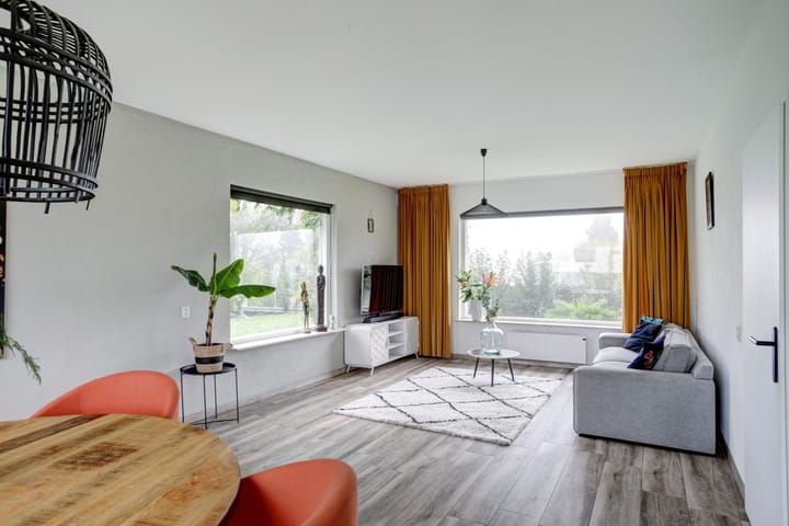 Foto 9 van Westeinderweg 8