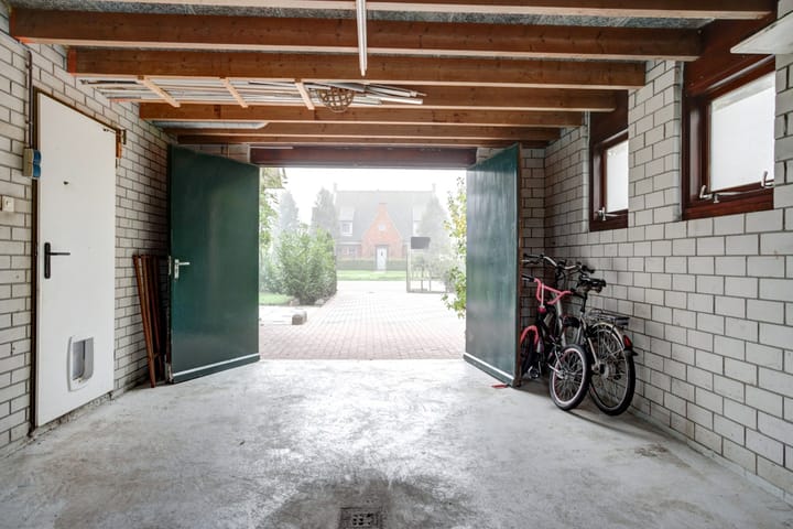 Foto 23 van Westeinderweg 8