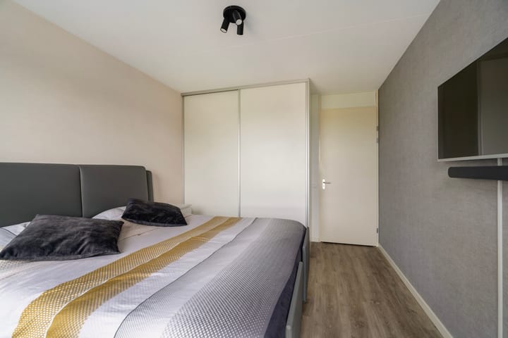 Foto 20 van Merantihout 40