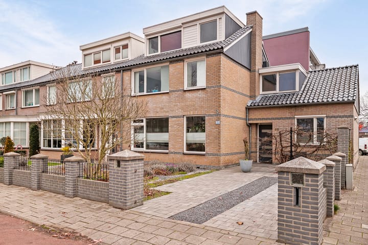 Photo 6 of Michiel de Ruijterstraat 50