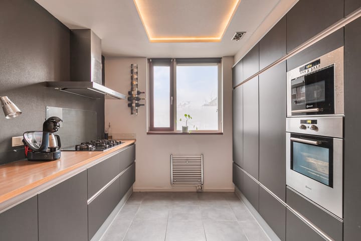 Photo 16 of Michiel de Ruijterstraat 50