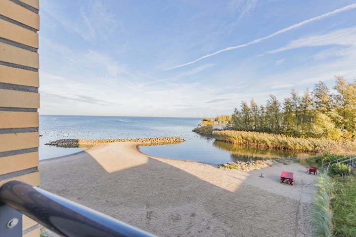 Foto 11 van Marinaweg 103