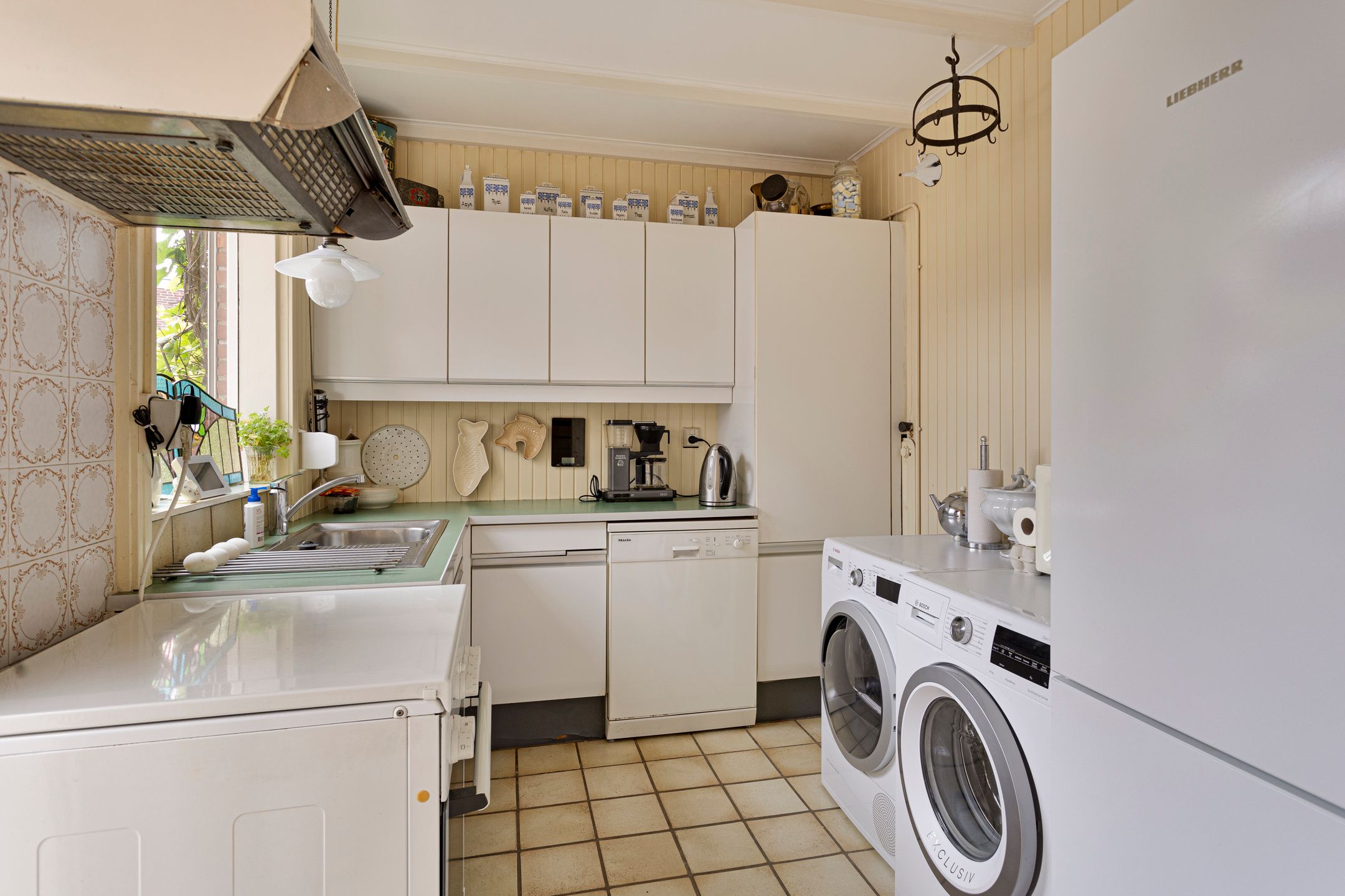 Foto 15 van Burgemeester De Roocklaan 19