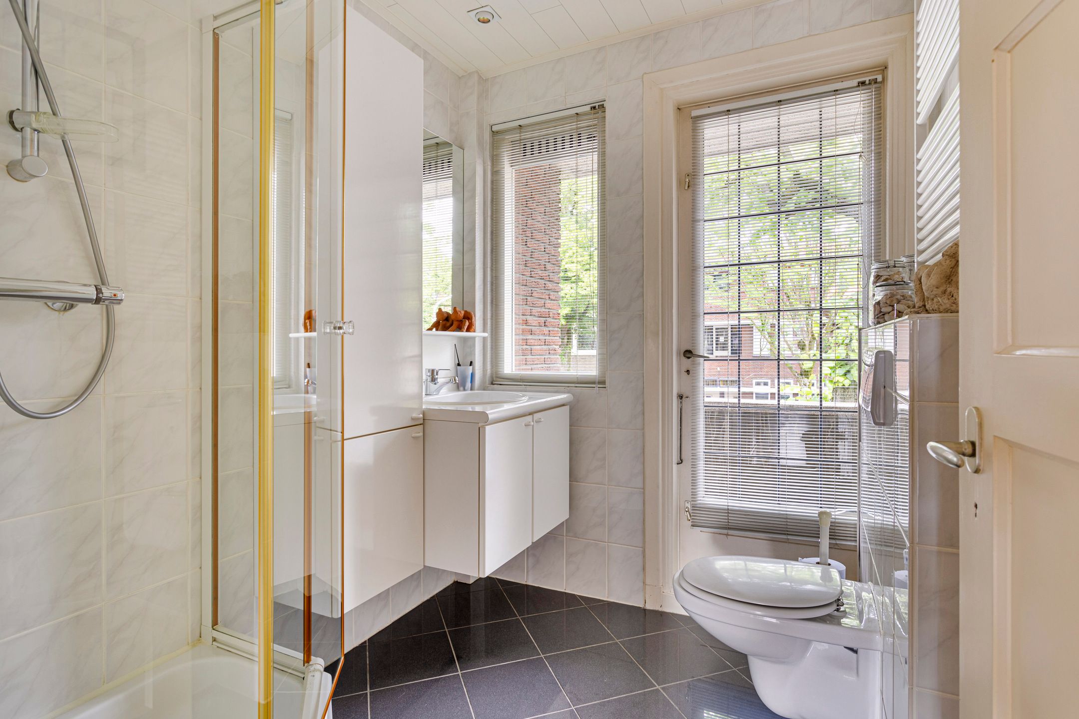 Foto 24 van Burgemeester De Roocklaan 19