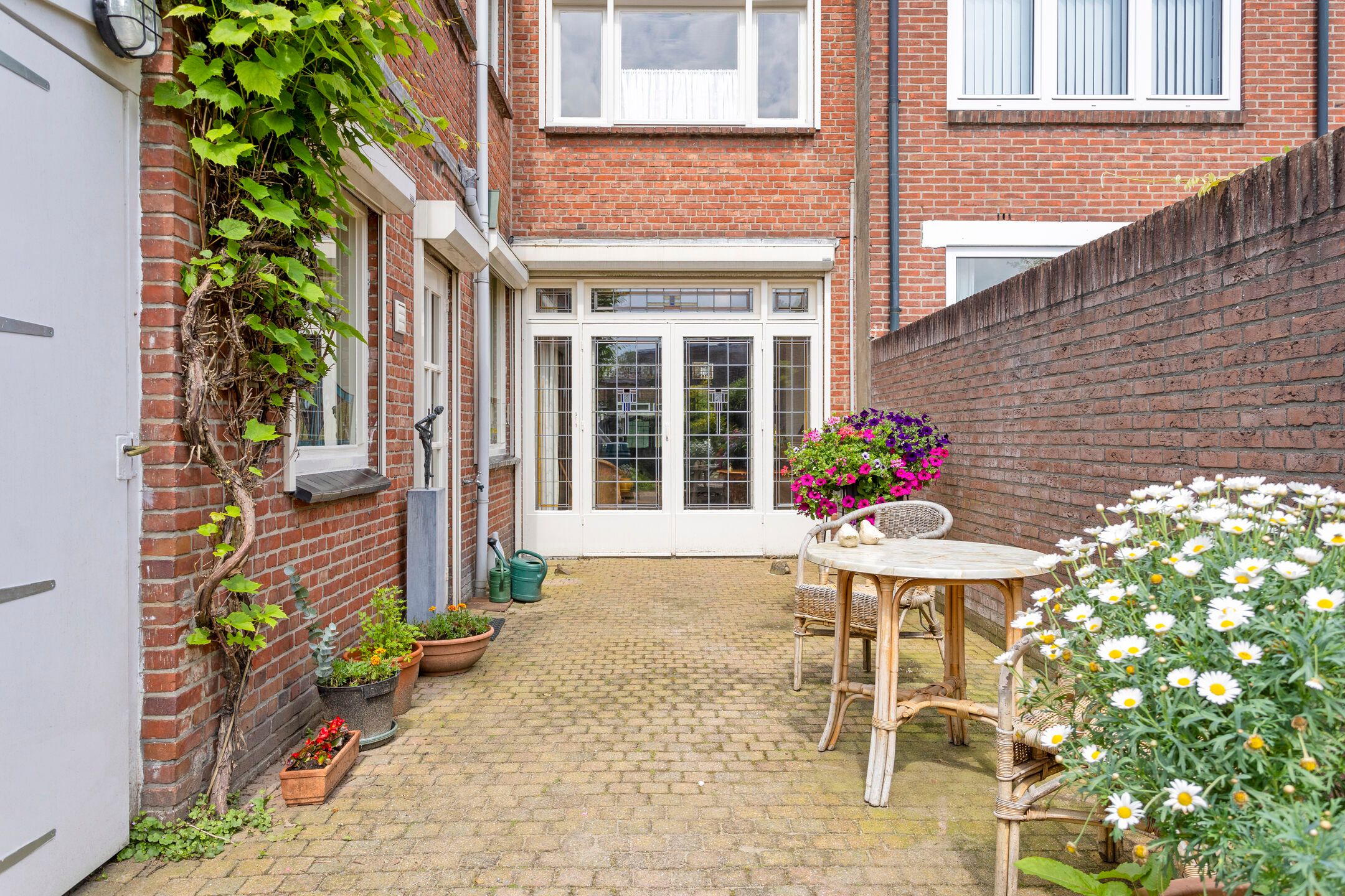 Foto 42 van Burgemeester De Roocklaan 19