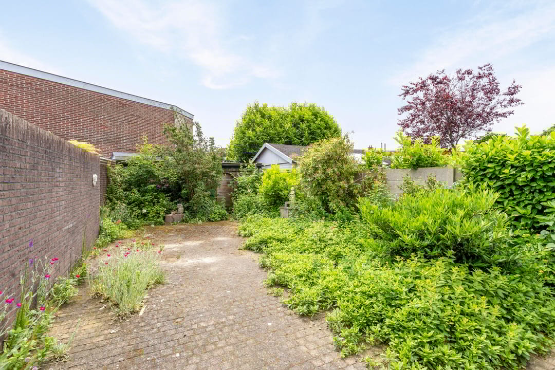 Foto 43 van Burgemeester De Roocklaan 19