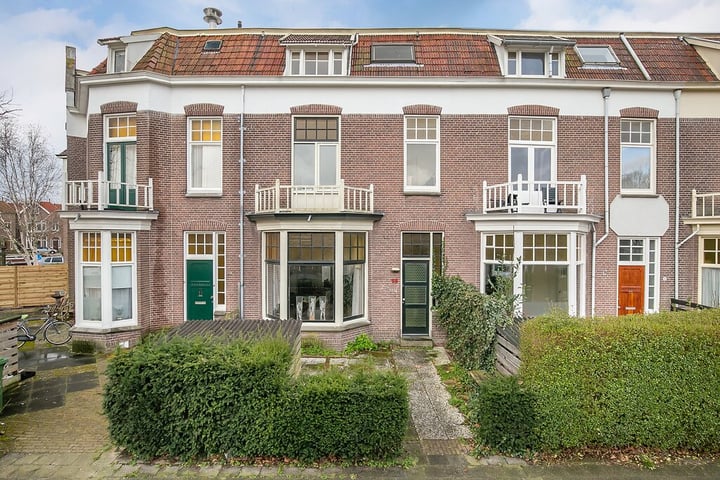 Bekijk foto 1 van Vredeman de Vriesstraat 58