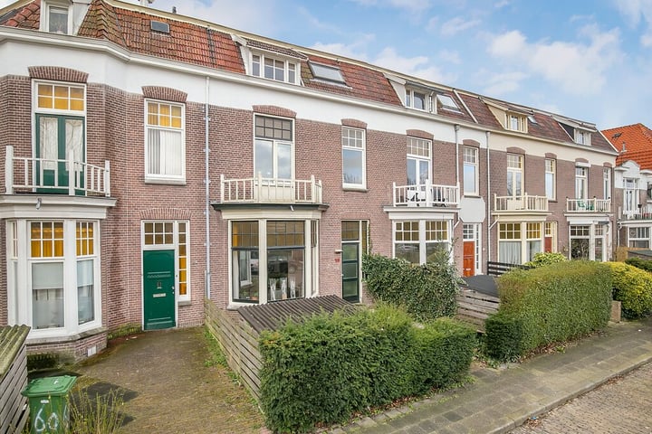 Bekijk foto 3 van Vredeman de Vriesstraat 58