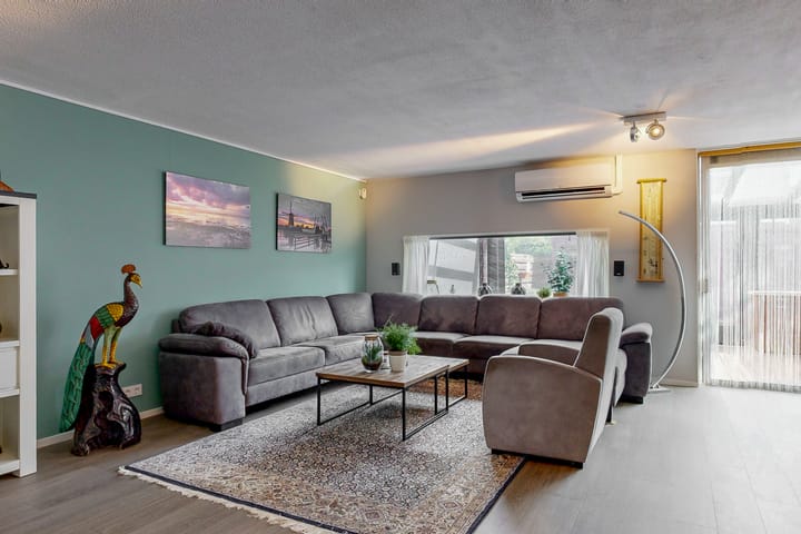 Foto 16 van W. Plokkerstraat 20