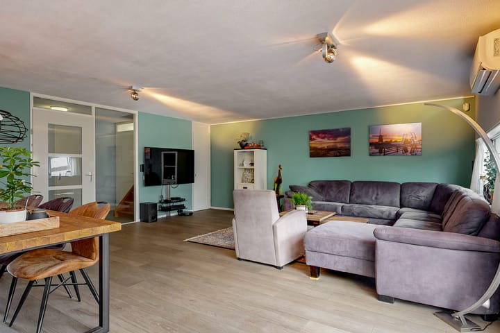 Foto 19 van W. Plokkerstraat 20