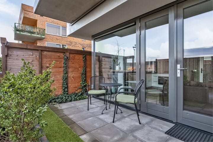 Foto 24 van Beneluxlaan 869