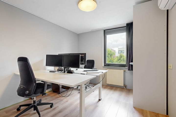 Foto 40 van W. Plokkerstraat 20