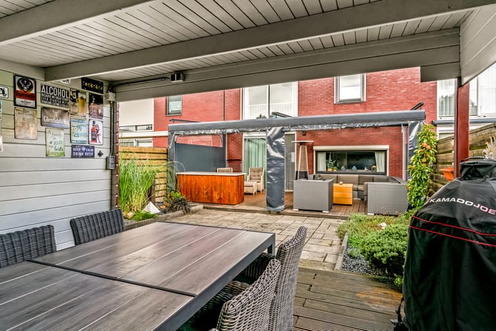 Foto 53 van W. Plokkerstraat 20