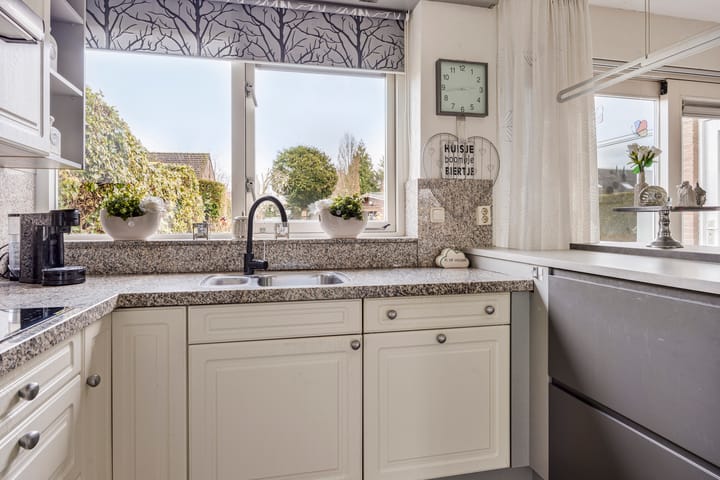 Foto 15 van De Wolken 2