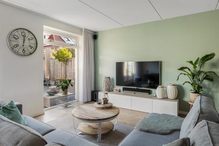 Foto 12 van Oeverzeggeweg 13