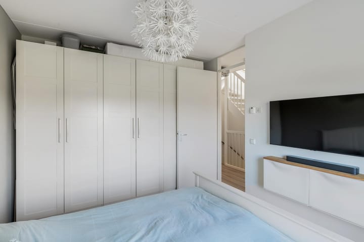 Foto 25 van Oeverzeggeweg 13