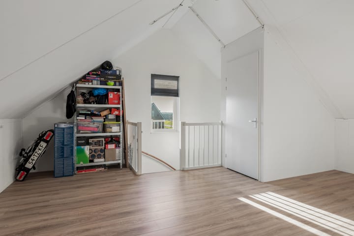 Foto 36 van Oeverzeggeweg 13