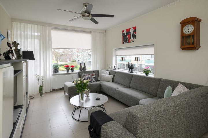 Foto 3 van Van Anrooystraat 393