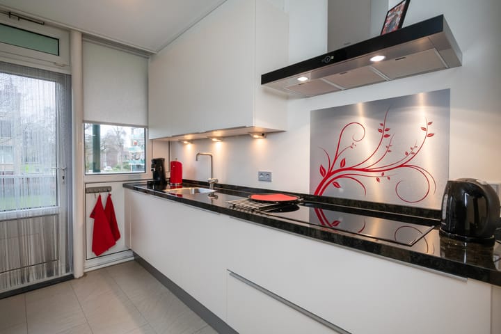 Foto 6 van Van Anrooystraat 393