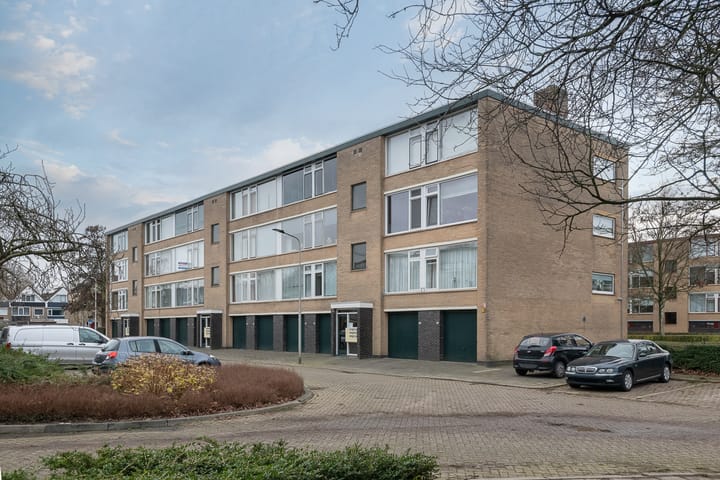 Foto 23 van Van Anrooystraat 393