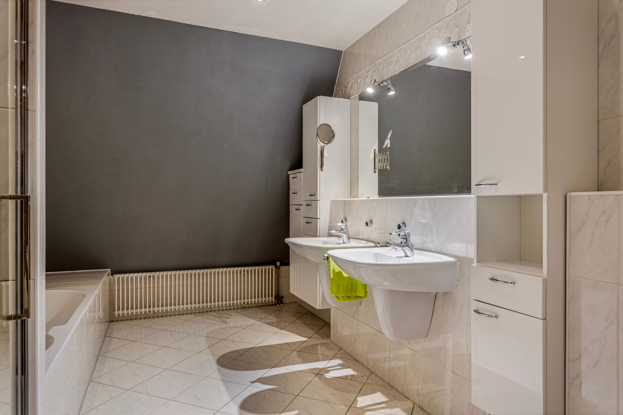 Photo 24 of Molenweg 11-N