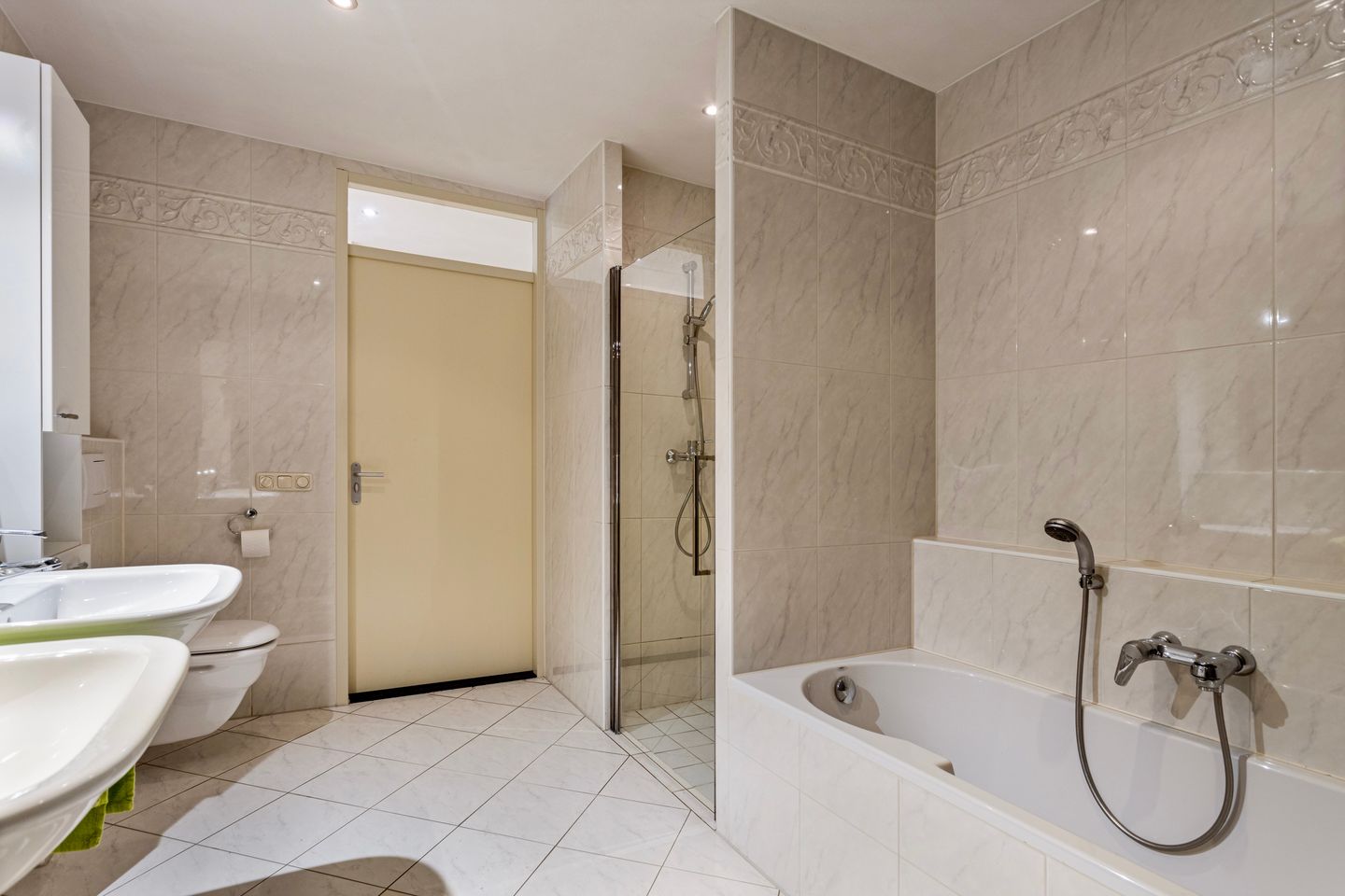 Photo 25 of Molenweg 11-N