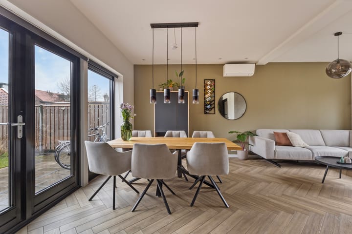 Foto 8 van Oranjeboomstraat 23