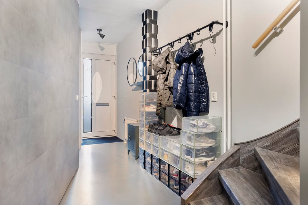 Photo 2 of Merbau 110