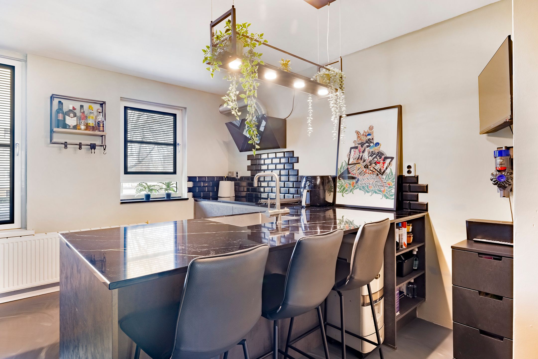 Photo 9 of Merbau 110