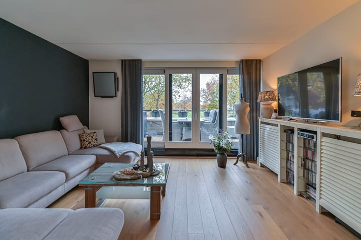 Foto 13 van Zwanebloem 25