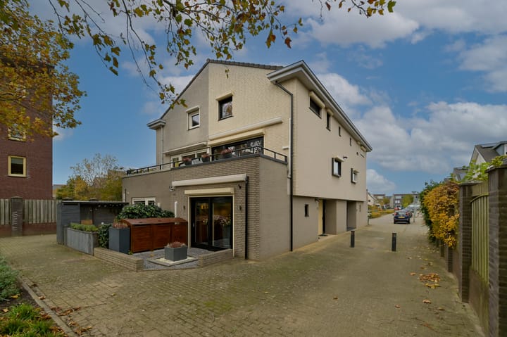 Foto 36 van Zwanebloem 25