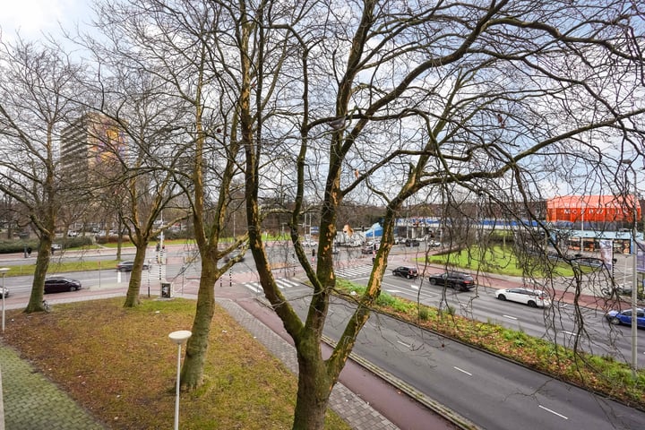 View photo 7 of Troelstrakade 935