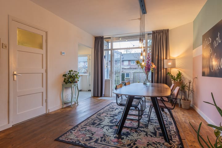 Foto 10 van Johan de Wittlaan 152