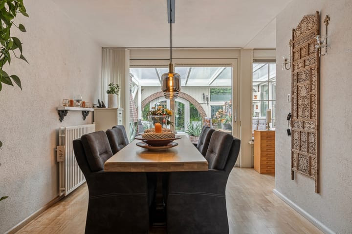 Foto 9 van P. Bergmanstraat 1