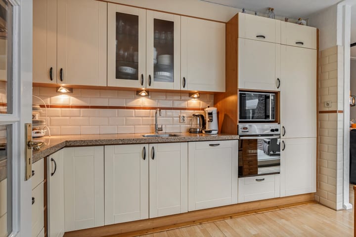 Foto 12 van P. Bergmanstraat 1