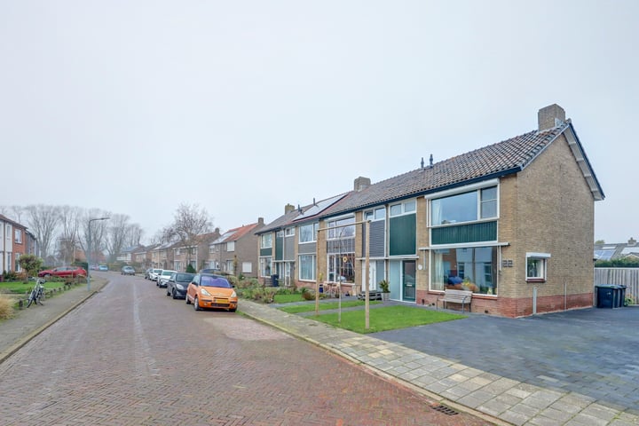 Bekijk foto 2 van Hemstraat 22