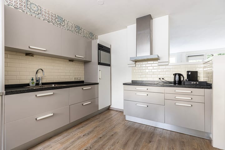 Foto 10 van Parijseplein 16