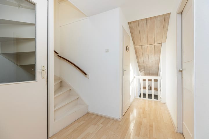 Foto 14 van Parijseplein 16