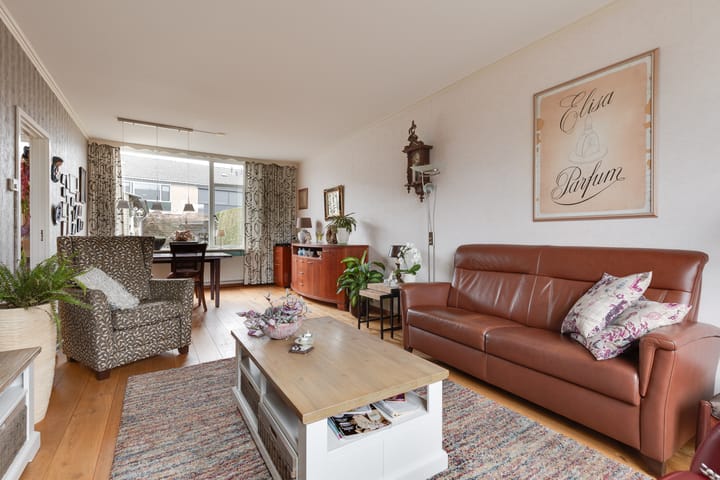 Photo 7 of Pijnboomstraat 7