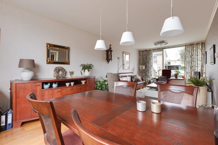 Photo 12 of Pijnboomstraat 7